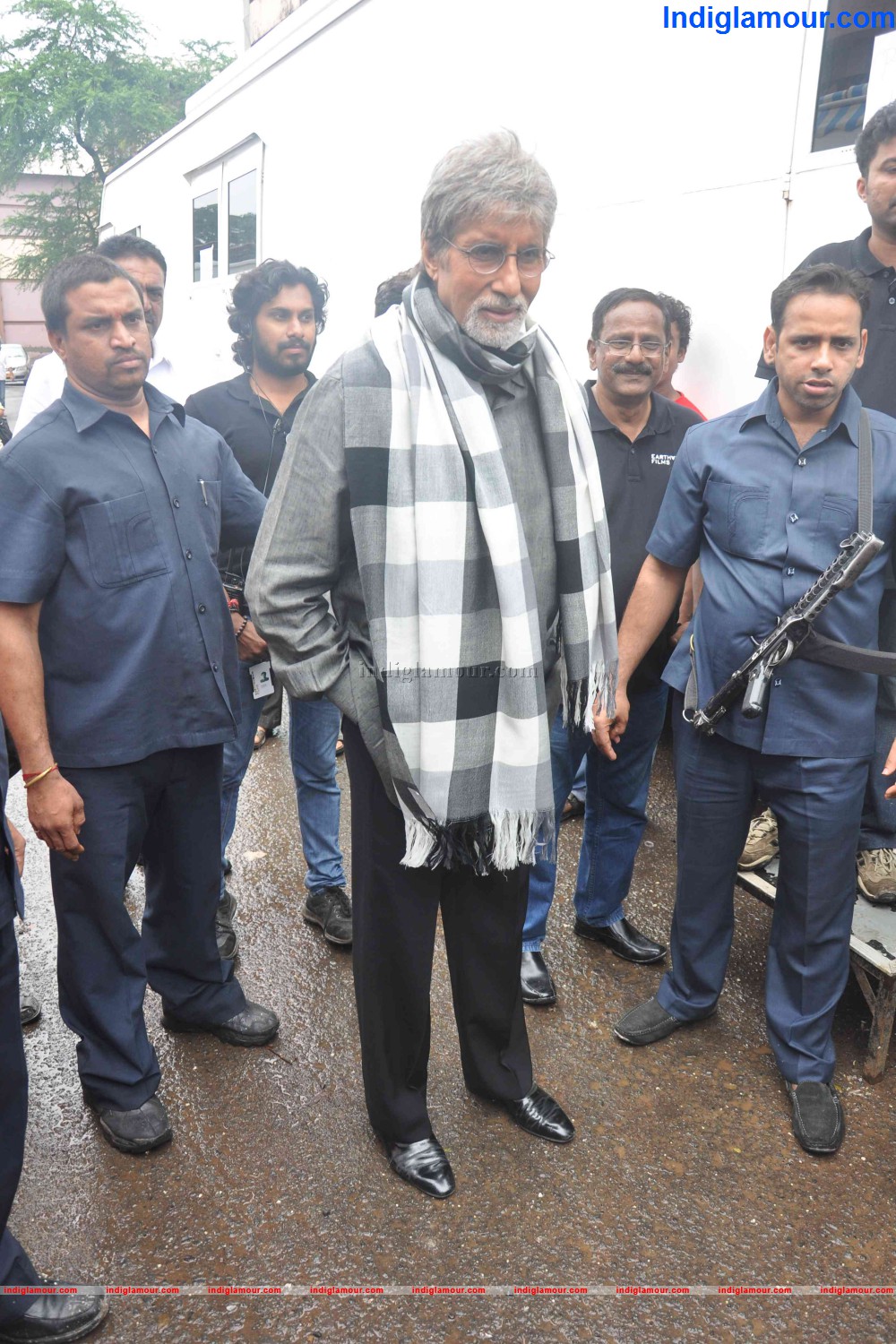 Amitabh Bachan shoots with Southern Superstars for Kalyan Jewellers Event hd photo