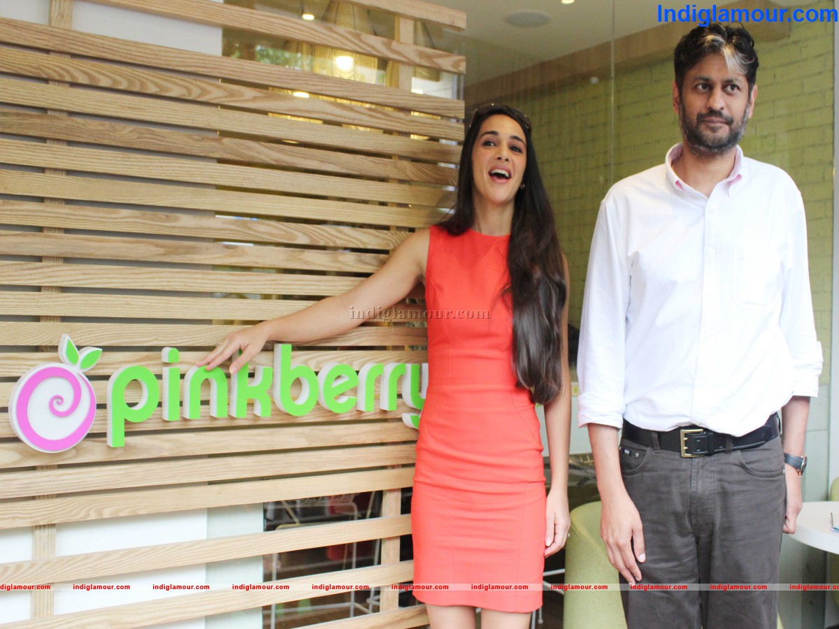 Tara Sharma Launches Pinkberry Event hd photo
