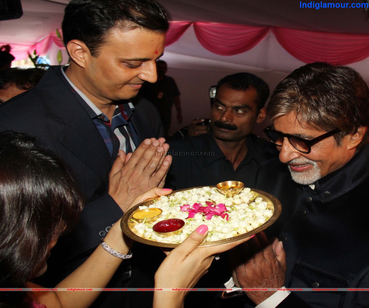 Amitabh Bacchan Inagurates Skin Infinity Event hd photo