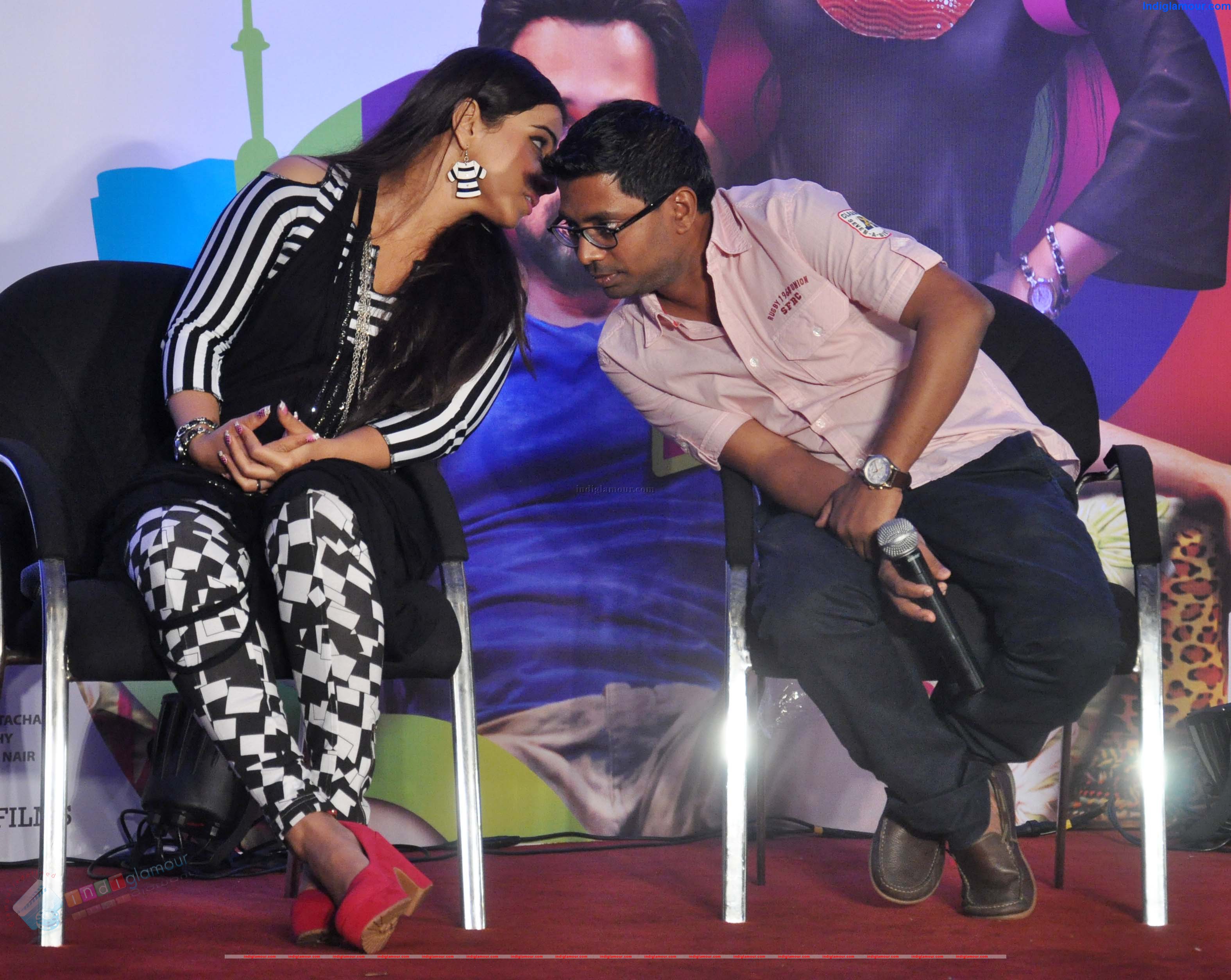Ghanchakkar Promotion at Ramada Juhu Event hd photo