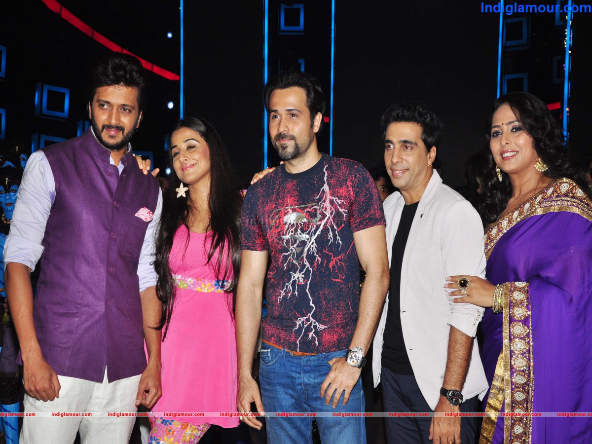 Vidya Balan Emraan Hashmi at Star Plus Indias Dancing Super Star Event hd photo