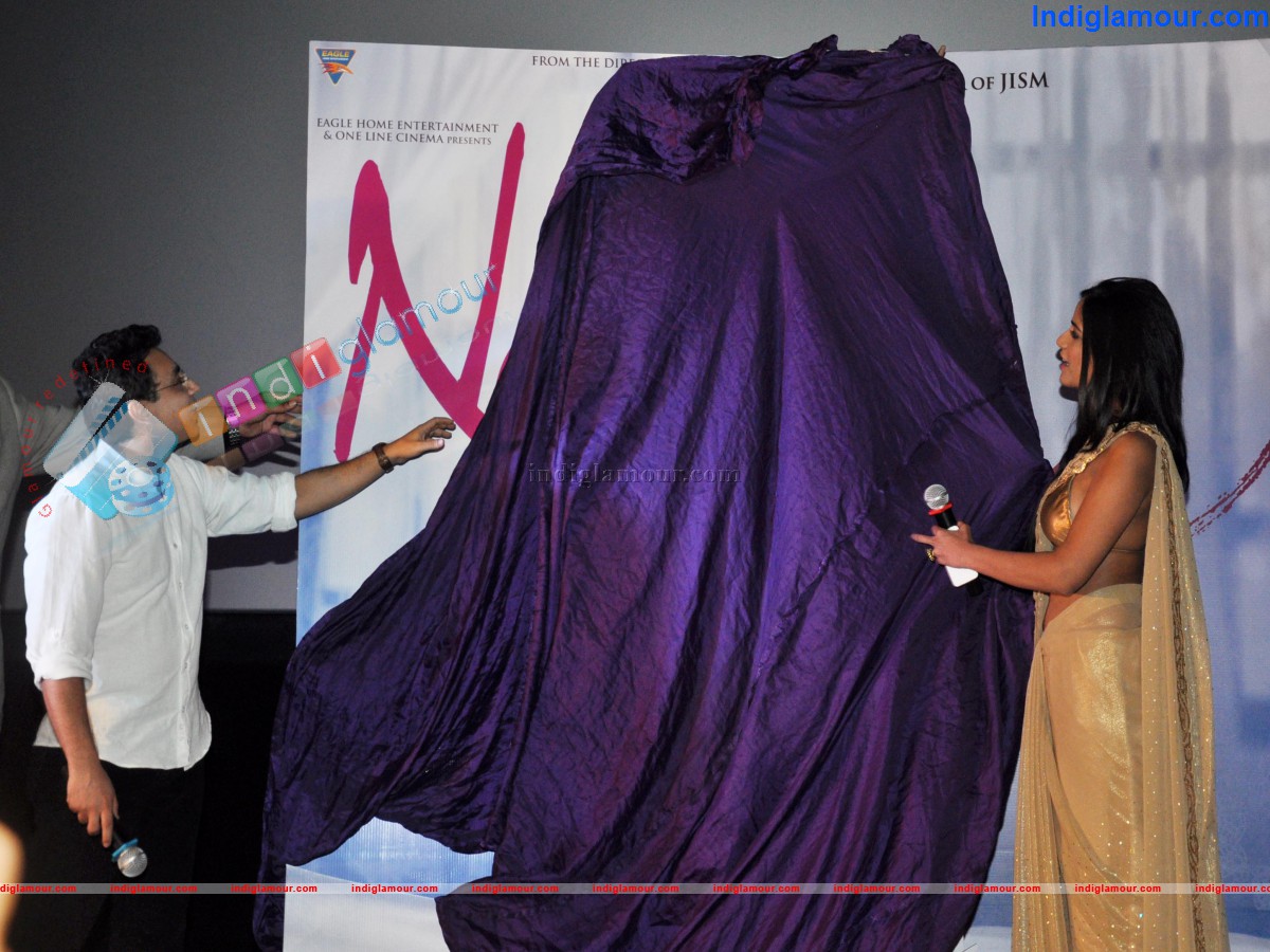 First Look Launch of Poonam Pandeys Film Nasha Event hd photo