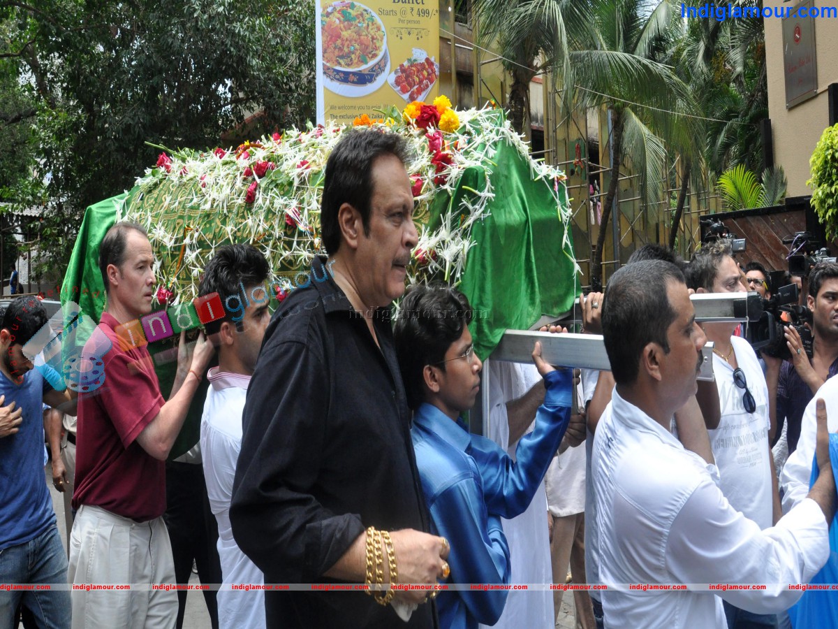Jiah Khan Funeral Event hd photo
