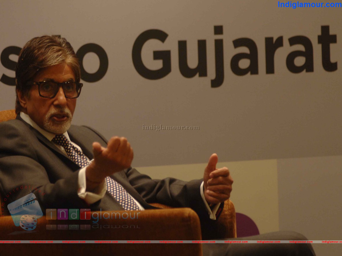 Amitabh Bachan in G2 Magazine Event hd photo