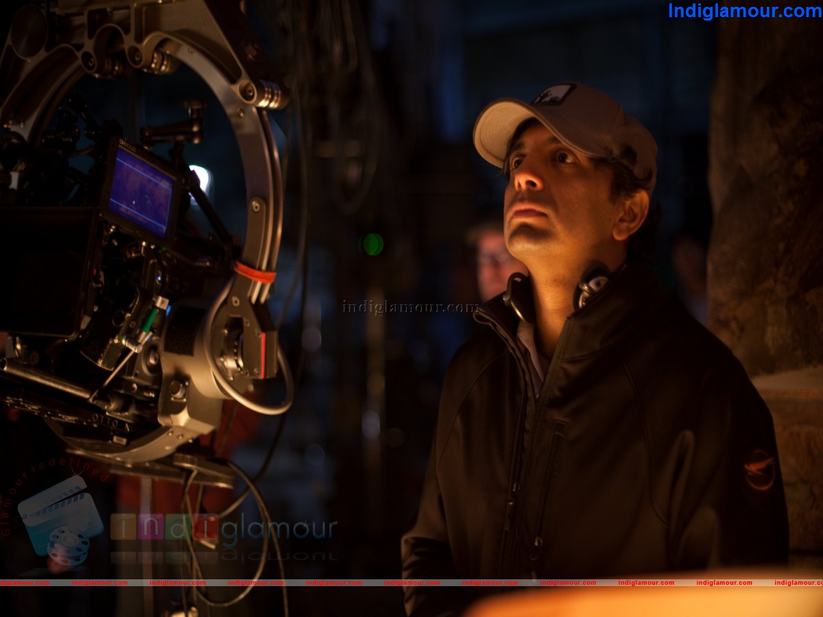 M Night Shyamalan for After Earth Event hd photo