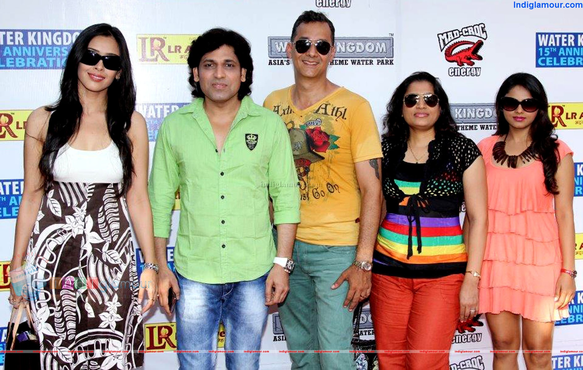 Hrishita went with Cast of Film Ziindagi 50 50 to Promote at Water Kingdom Event hd photo