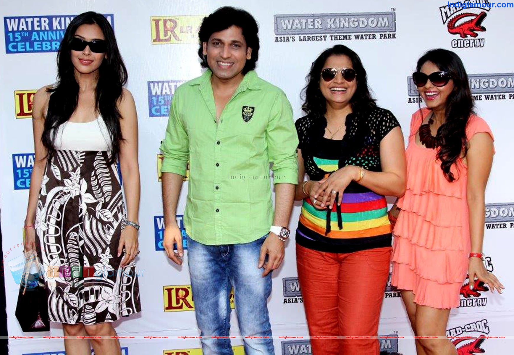 Hrishita went with Cast of Film Ziindagi 50 50 to Promote at Water Kingdom Event hd photo