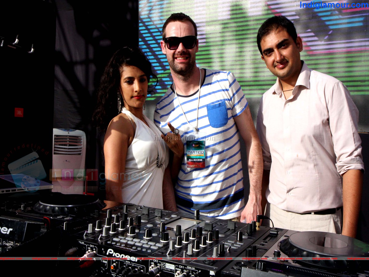 International DJs Played at Partido EDM at Tulip Star Juhu Event hd photo