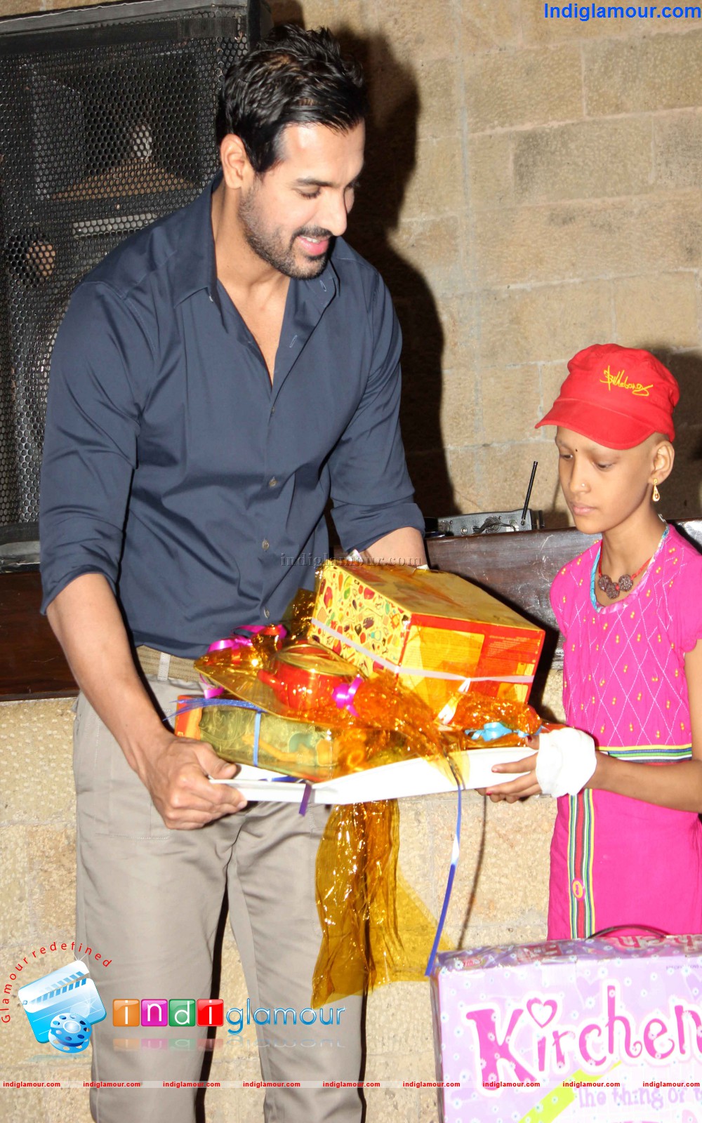 John Abraham Celebrate World Wish Day Event hd photo