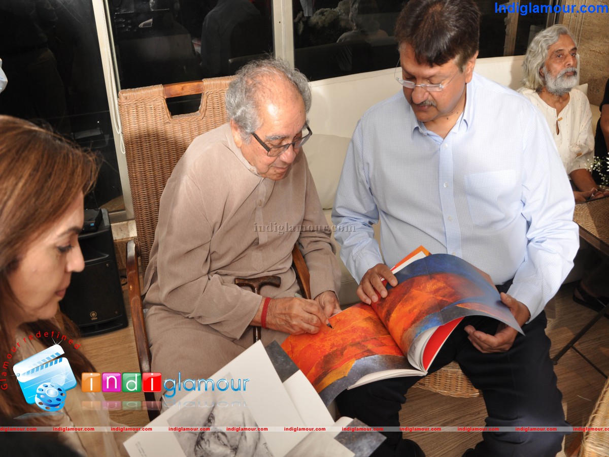 Priyasri Art Gallery Presents Past Forward Recent Oil Canvas Event hd photo