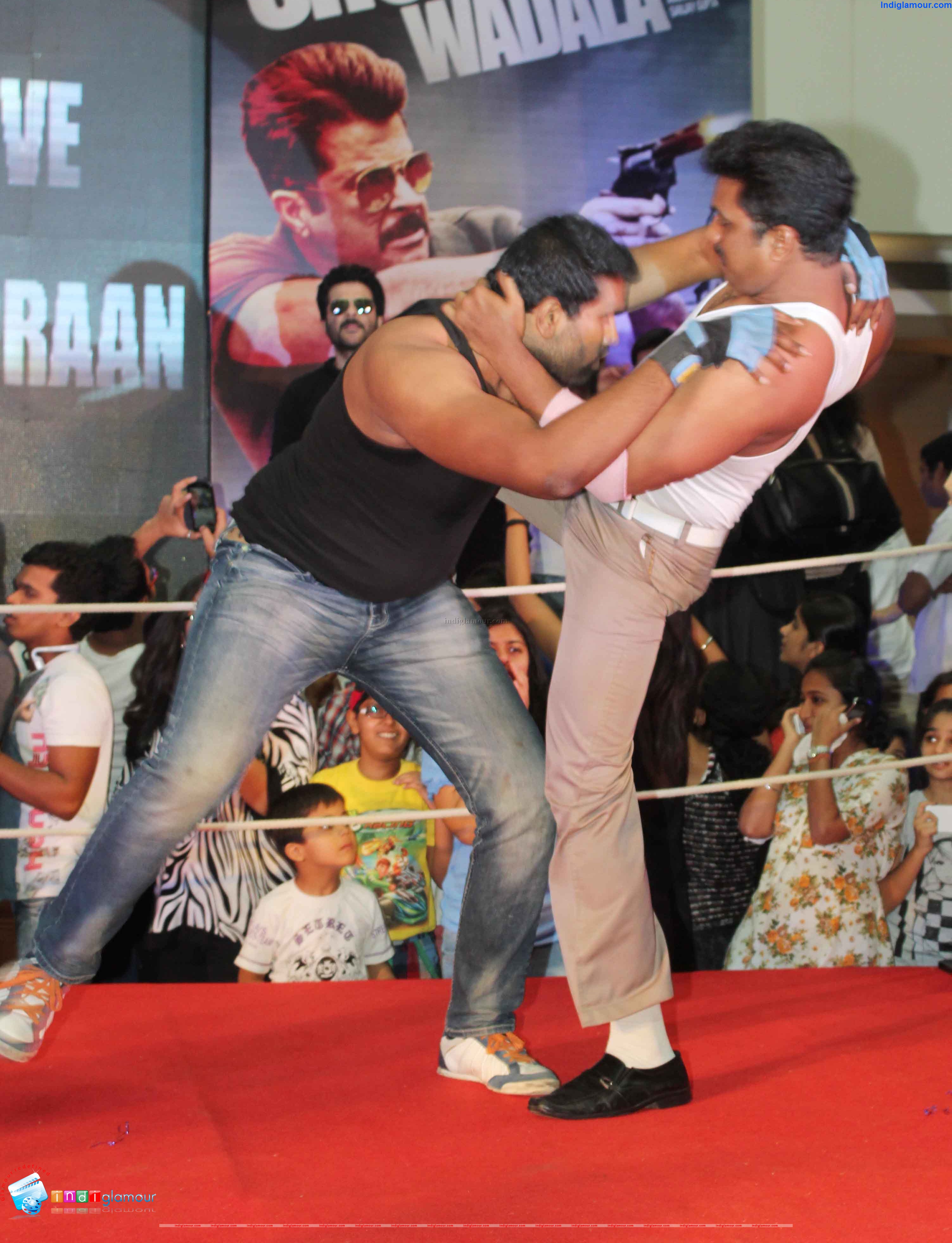 Promotion of Film Shoot Out at Wadala Event hd photo