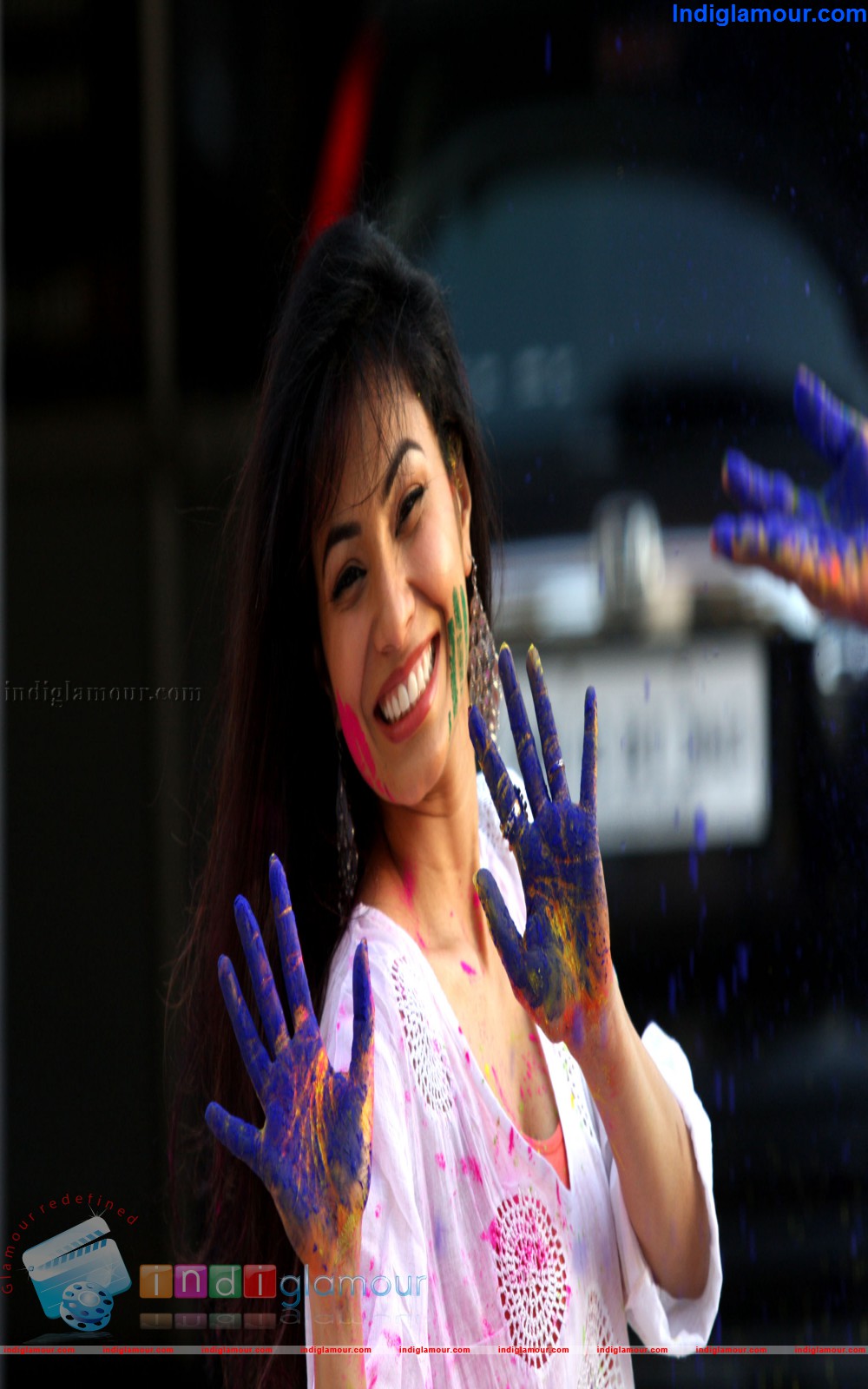 Actors Play Dry And Safe Holi Event hd photo