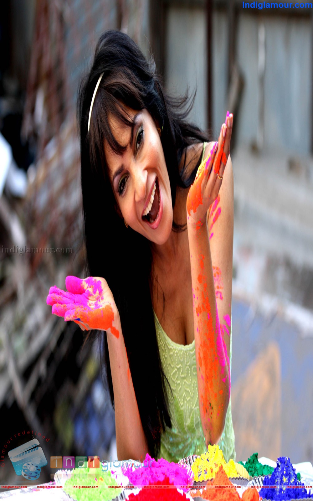 Actors Play Dry And Safe Holi Event hd photo