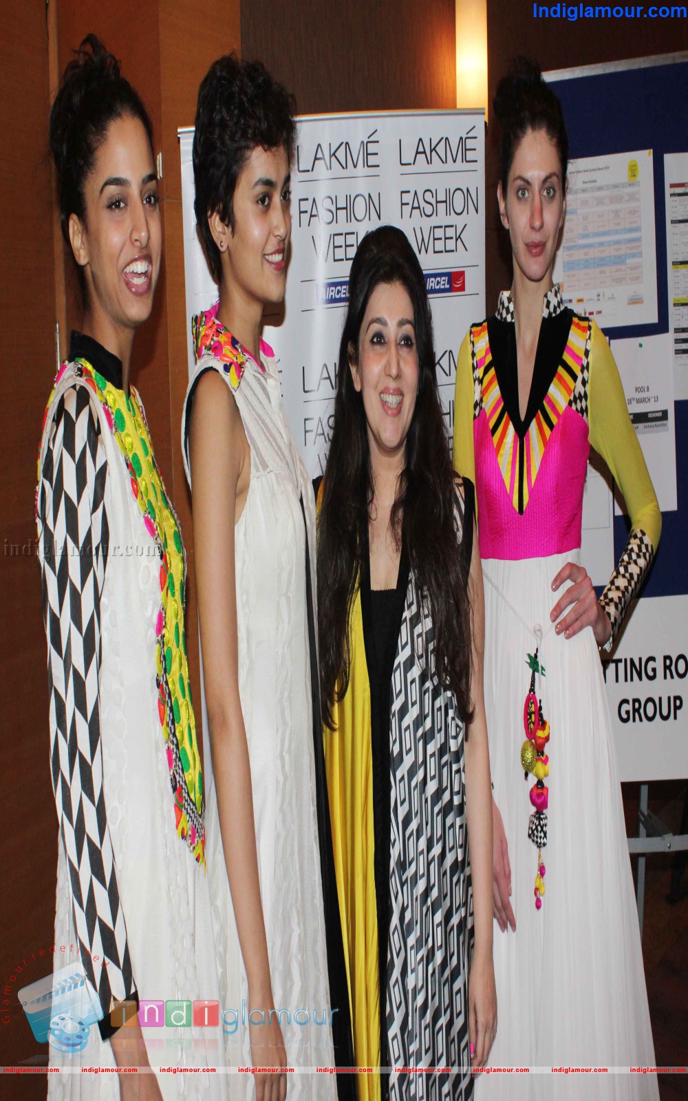 LFWSR 2013 Designer Fitting Day Event hd photo