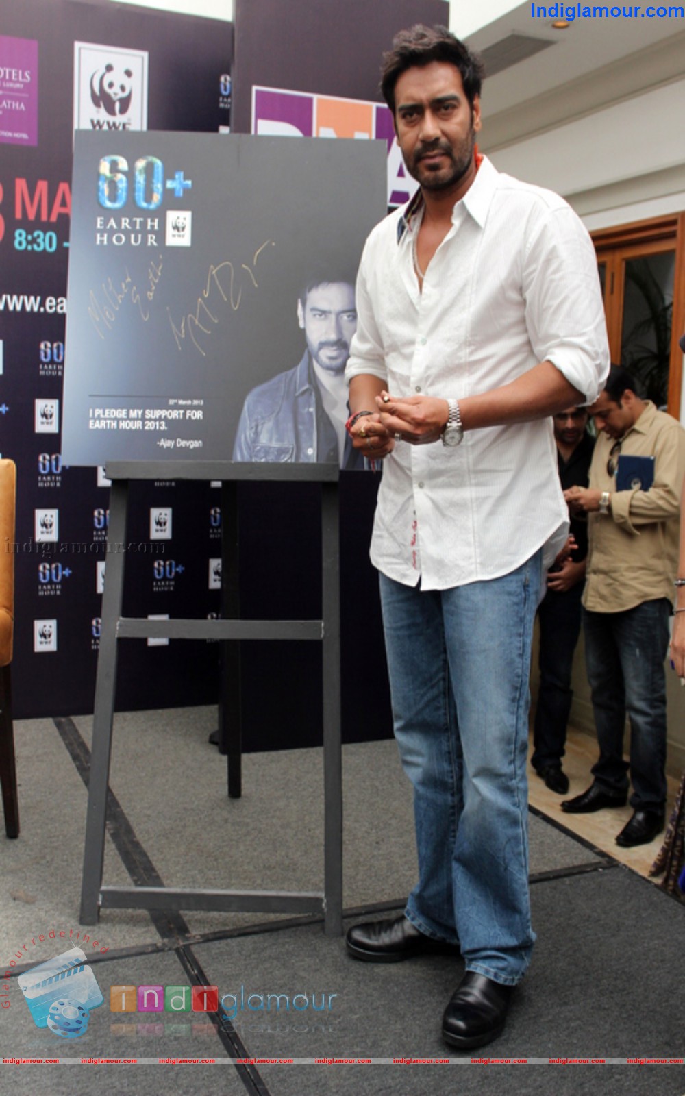 Ajay Devagan at Earth Hour 2013 Mumbai Event hd photo