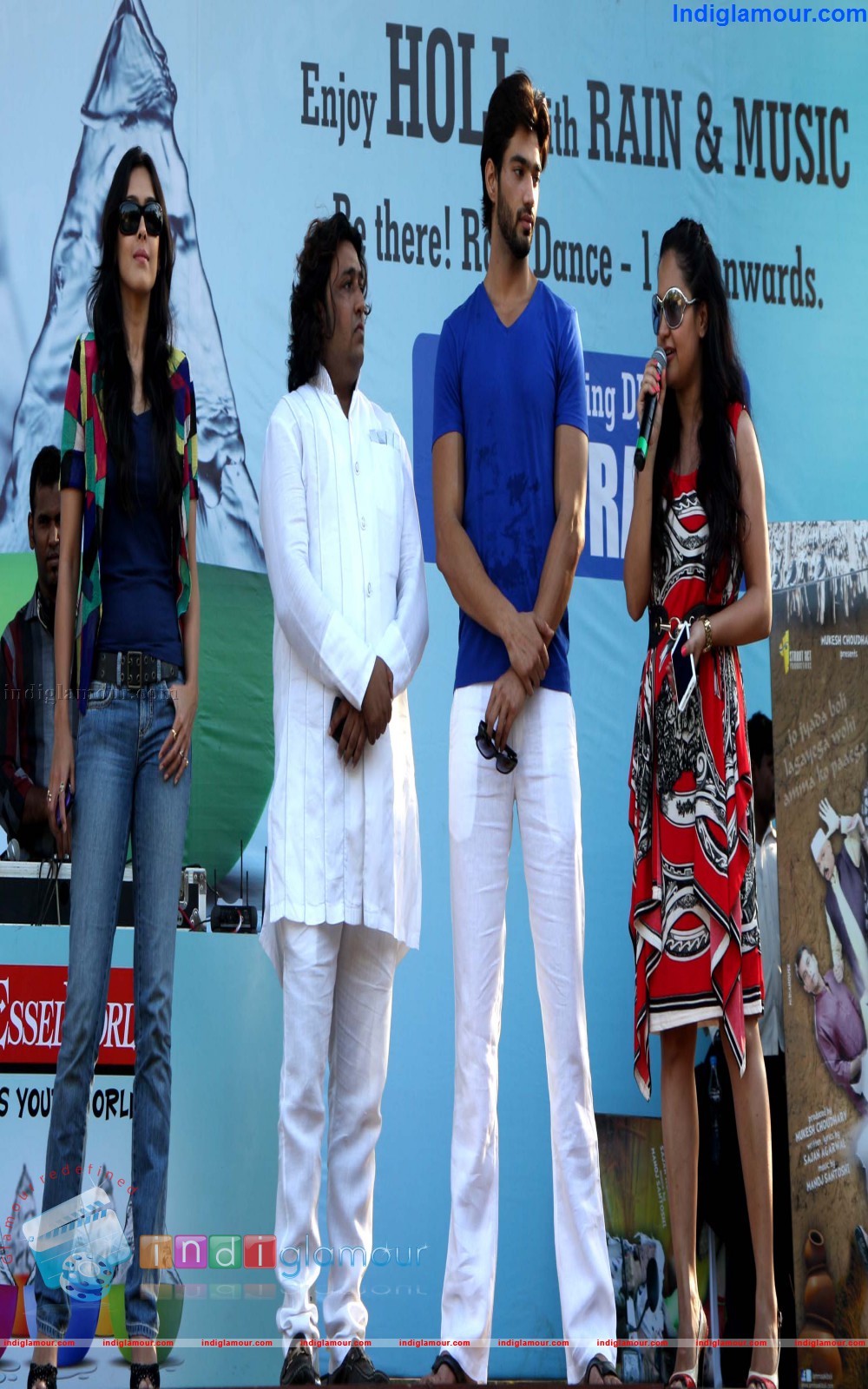 Cast of Aamma Ki Boli to Celebrete Pre Holi Event hd photo