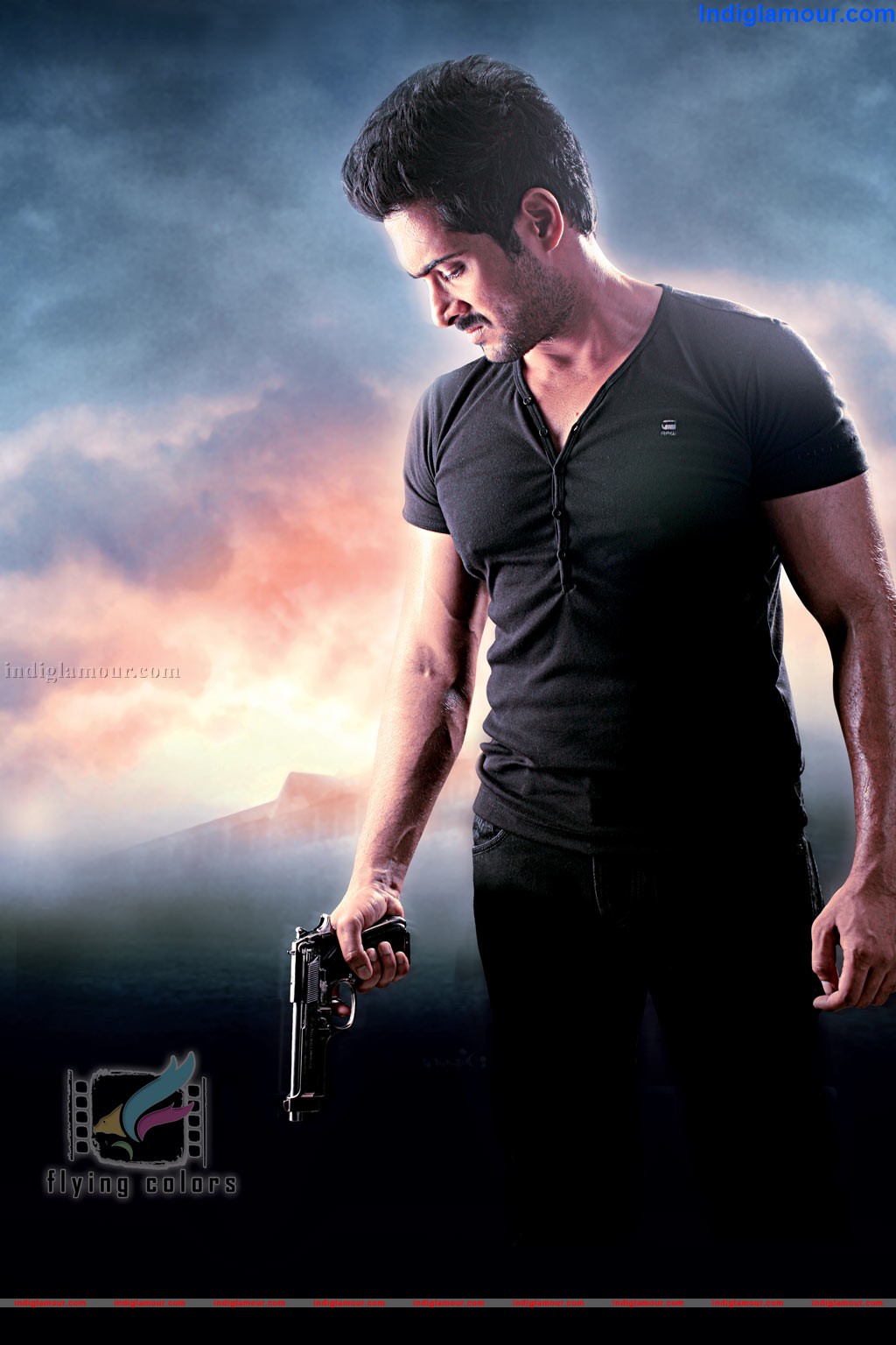Unveiling of the Trailer of Bombay Event hd photo