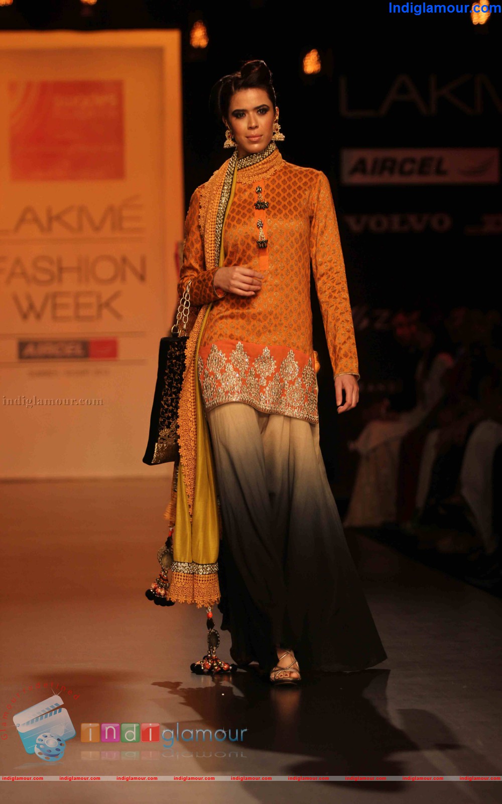 Fashion Show Of LFW Day 3 Event hd photo