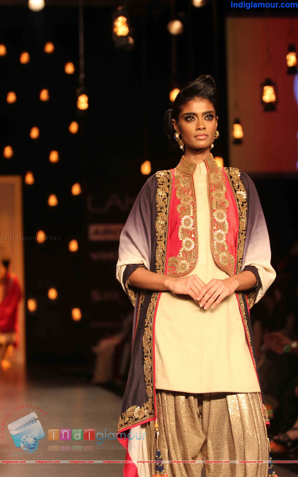 Fashion Show Of LFW Day 3 Event hd photo