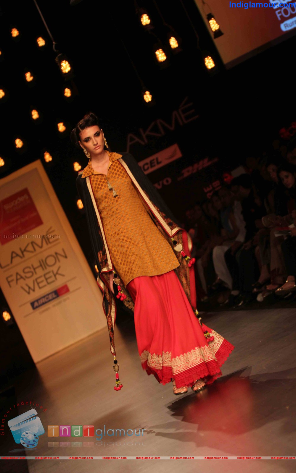 Fashion Show Of LFW Day 3 Event hd photo