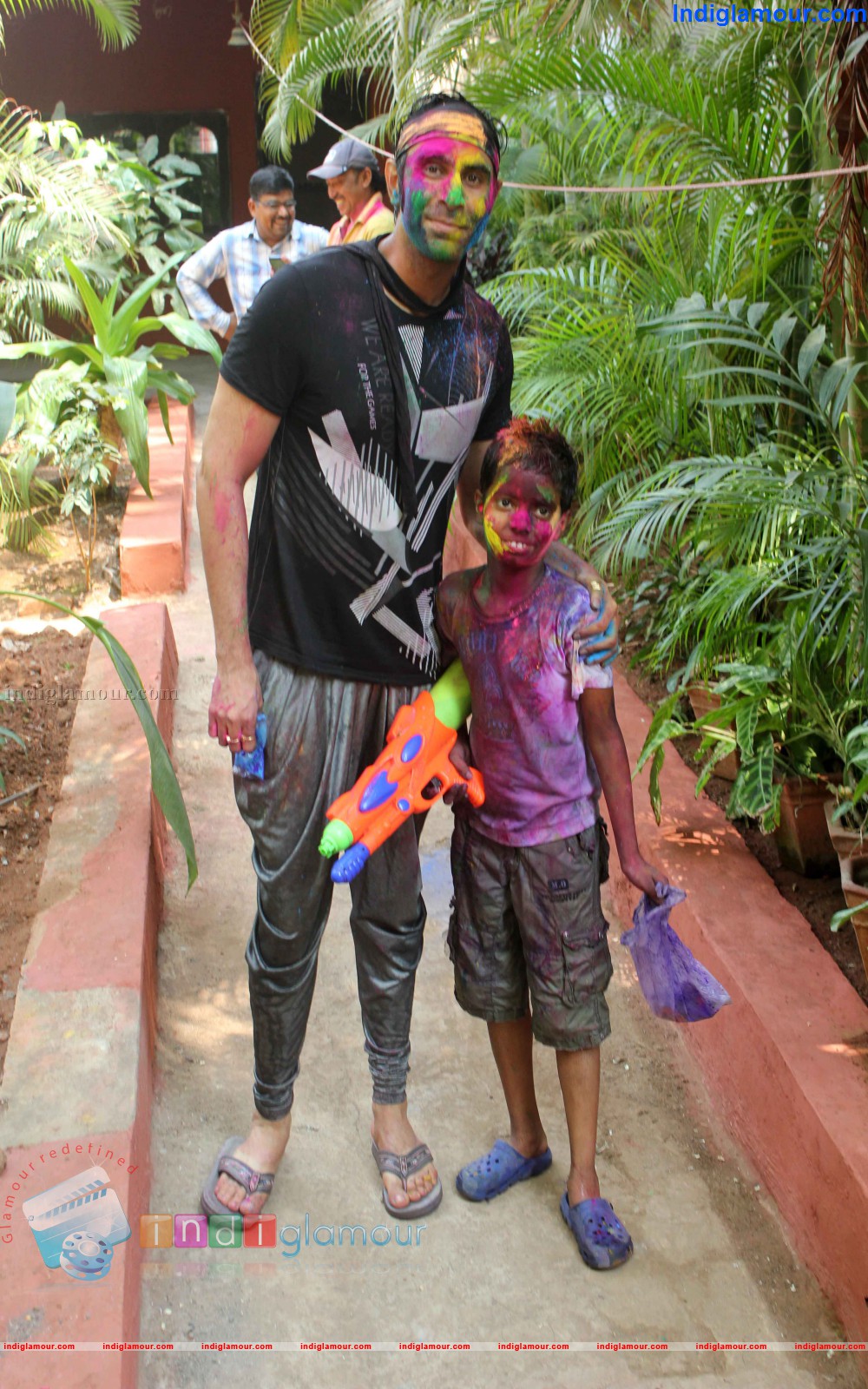Javed Akthar and Shabana Azmi Holi Celebration Event hd photo