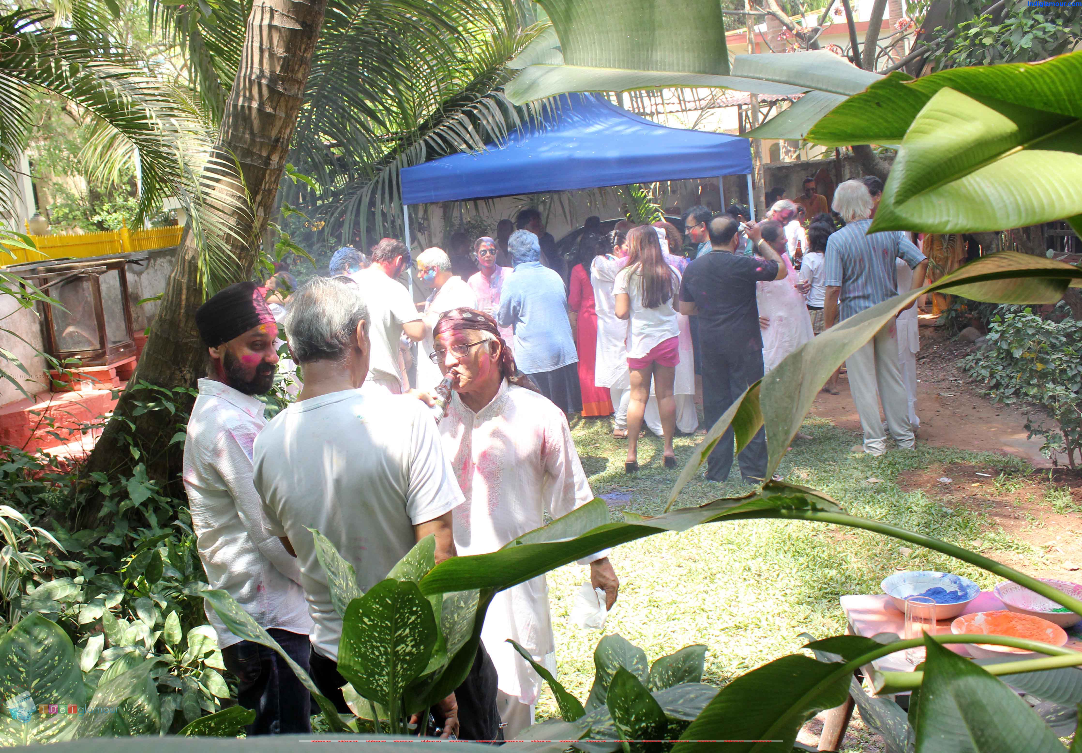 Javed Akthar and Shabana Azmi Holi Celebration Event hd photo