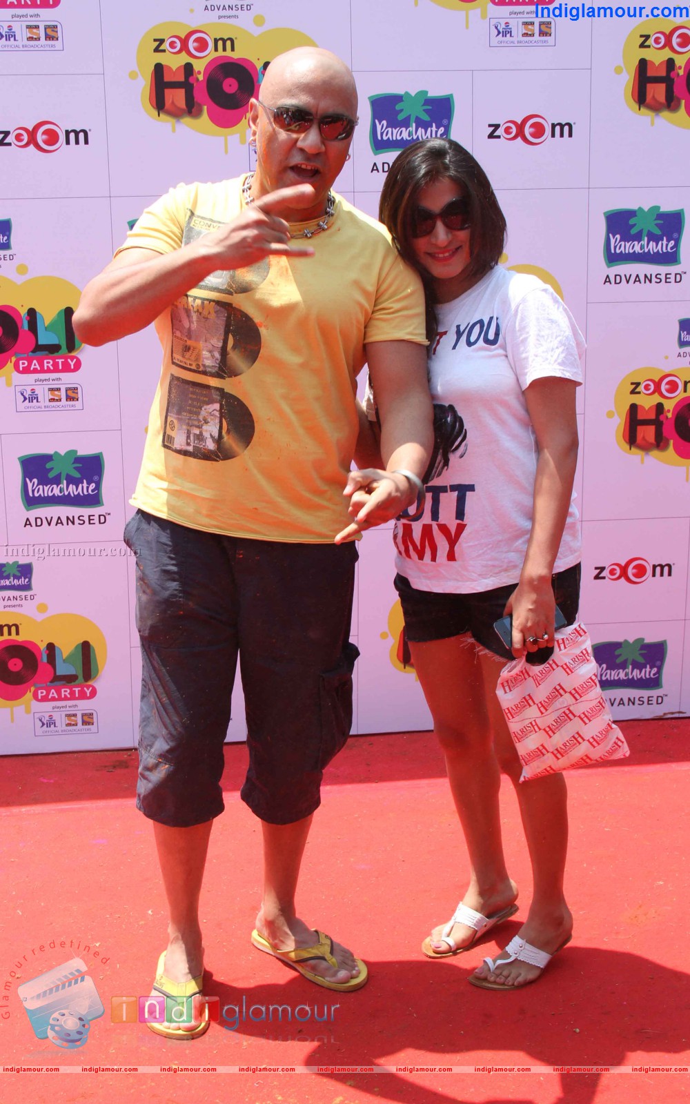 Zoom Holi Party Event hd photo