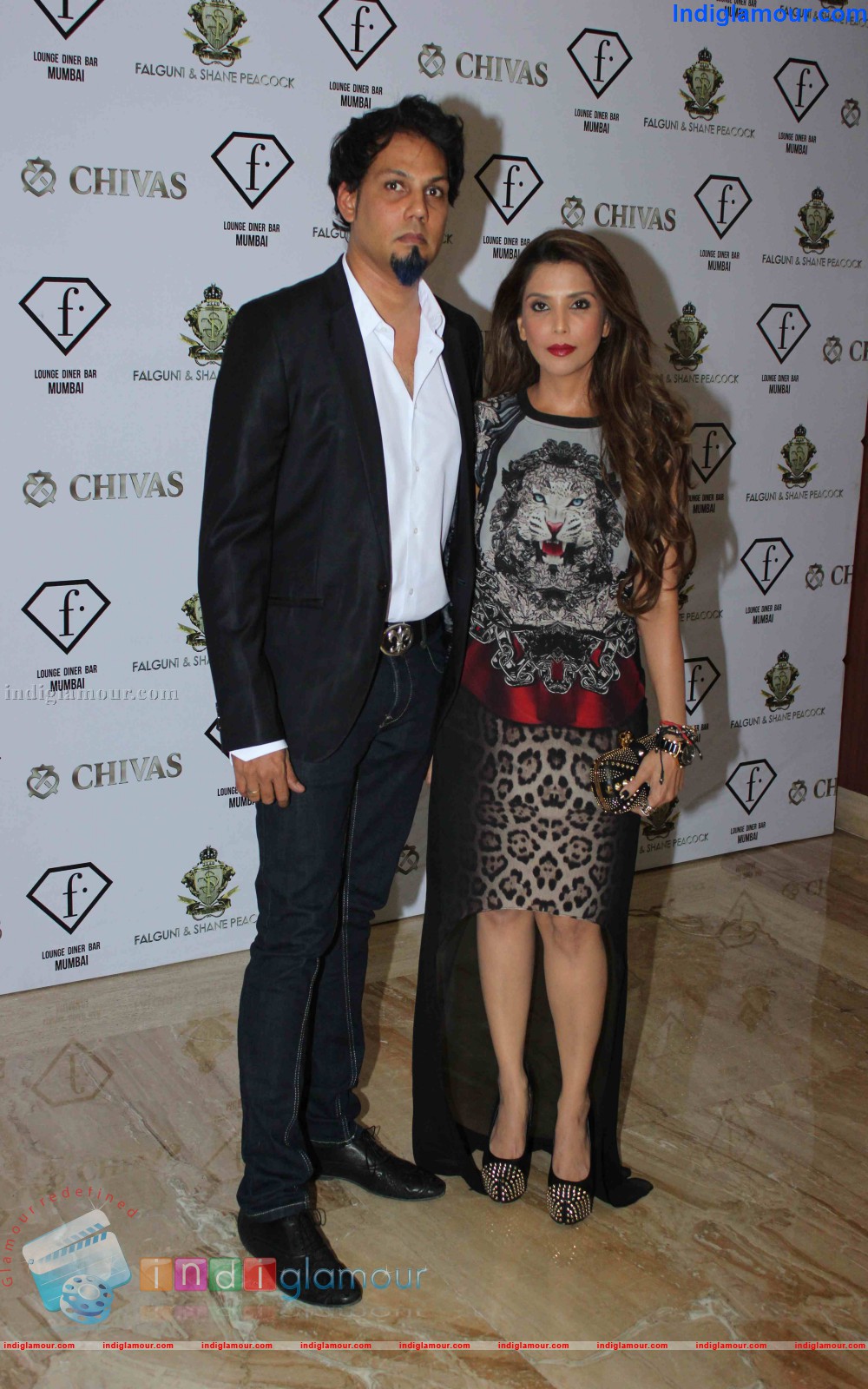 Falguni and shane Peacocks Party at f Bar Event hd photo