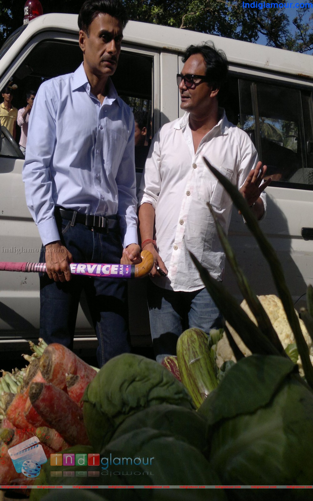 Arif Zakariya Does a Double For Jaiprakesh Sings Dee Event hd photo