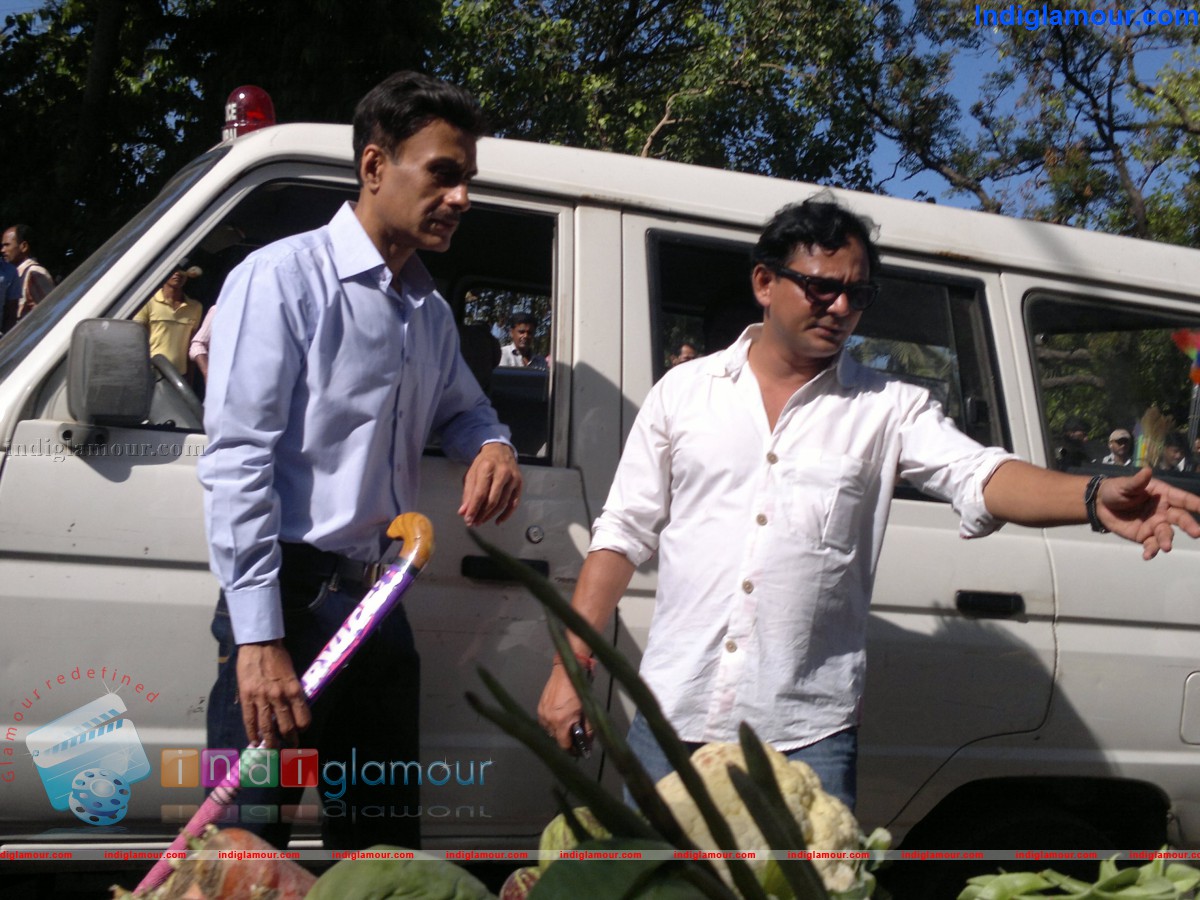 Arif Zakariya Does a Double For Jaiprakesh Sings Dee Event hd photo