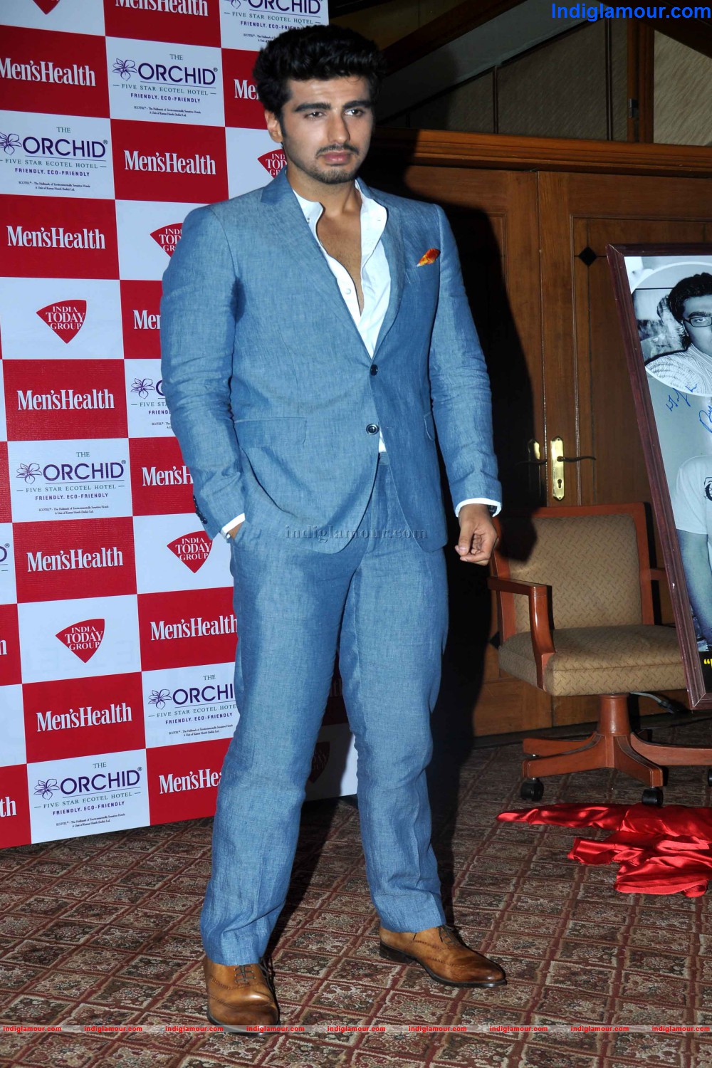 Arjun Kapoor Unveils Latest Issue of Mens Health Event hd photo