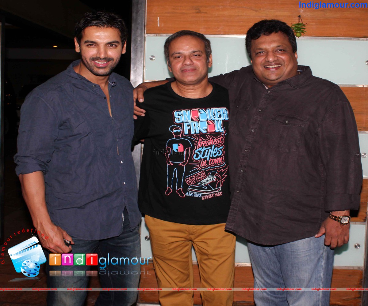 Shoot Out At Wadala Success Bash Event hd photo