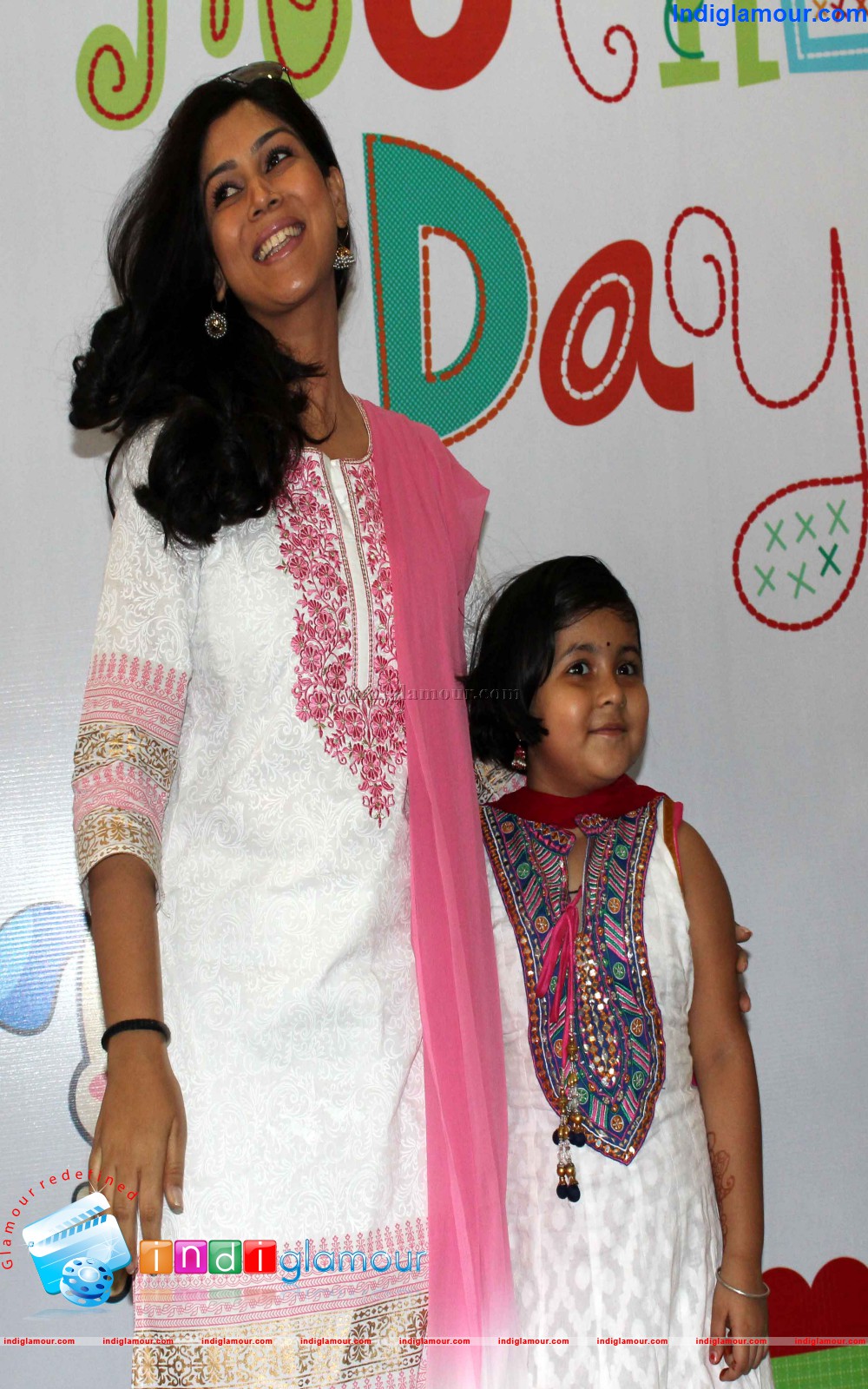 Fisher Price Celebrates Mothers Day Event hd photo