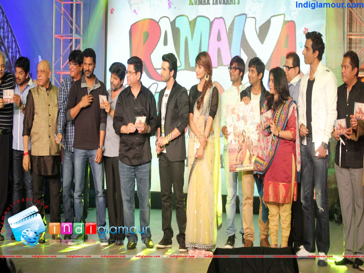 Music Launch of Ramaiya Vastavaiya Event hd photo