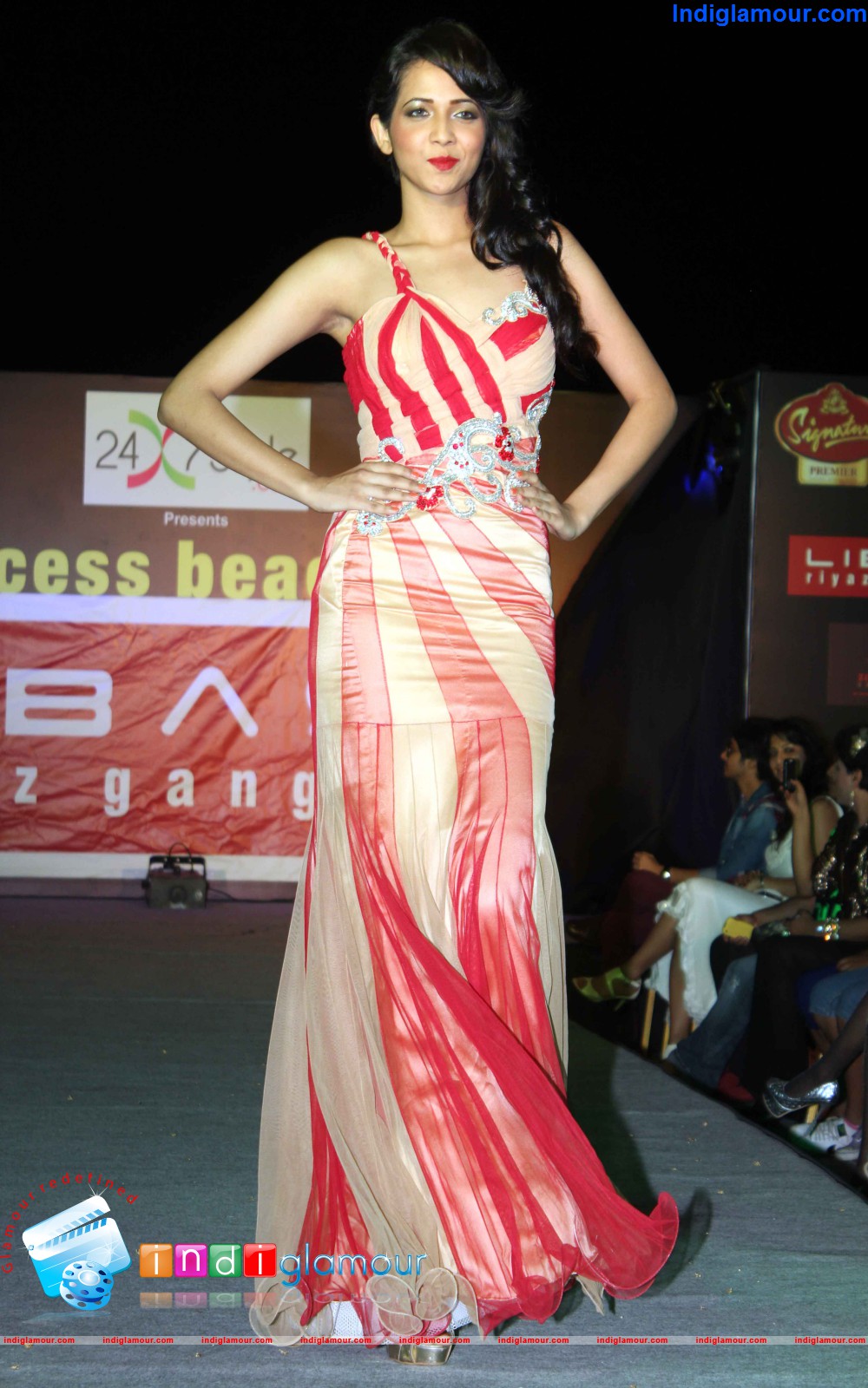 Riyaz Gangji Fashion Show at Princess Beach Fair Event hd photo