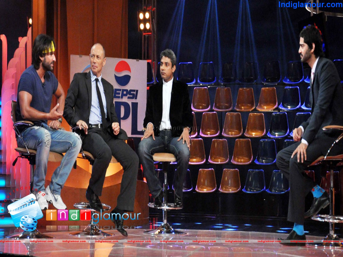 Saif Ali Khan on The Sets of Extra Innings T20 IPL 2013 Event hd photo