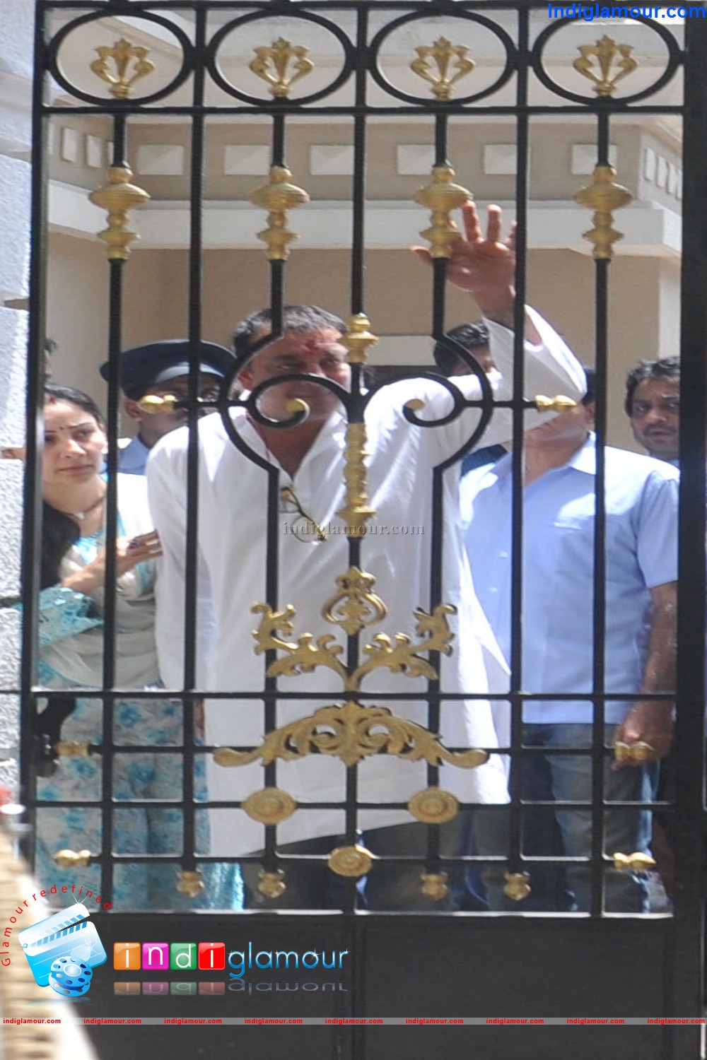 Sanjay Dutt Before the Arrest Event hd photo