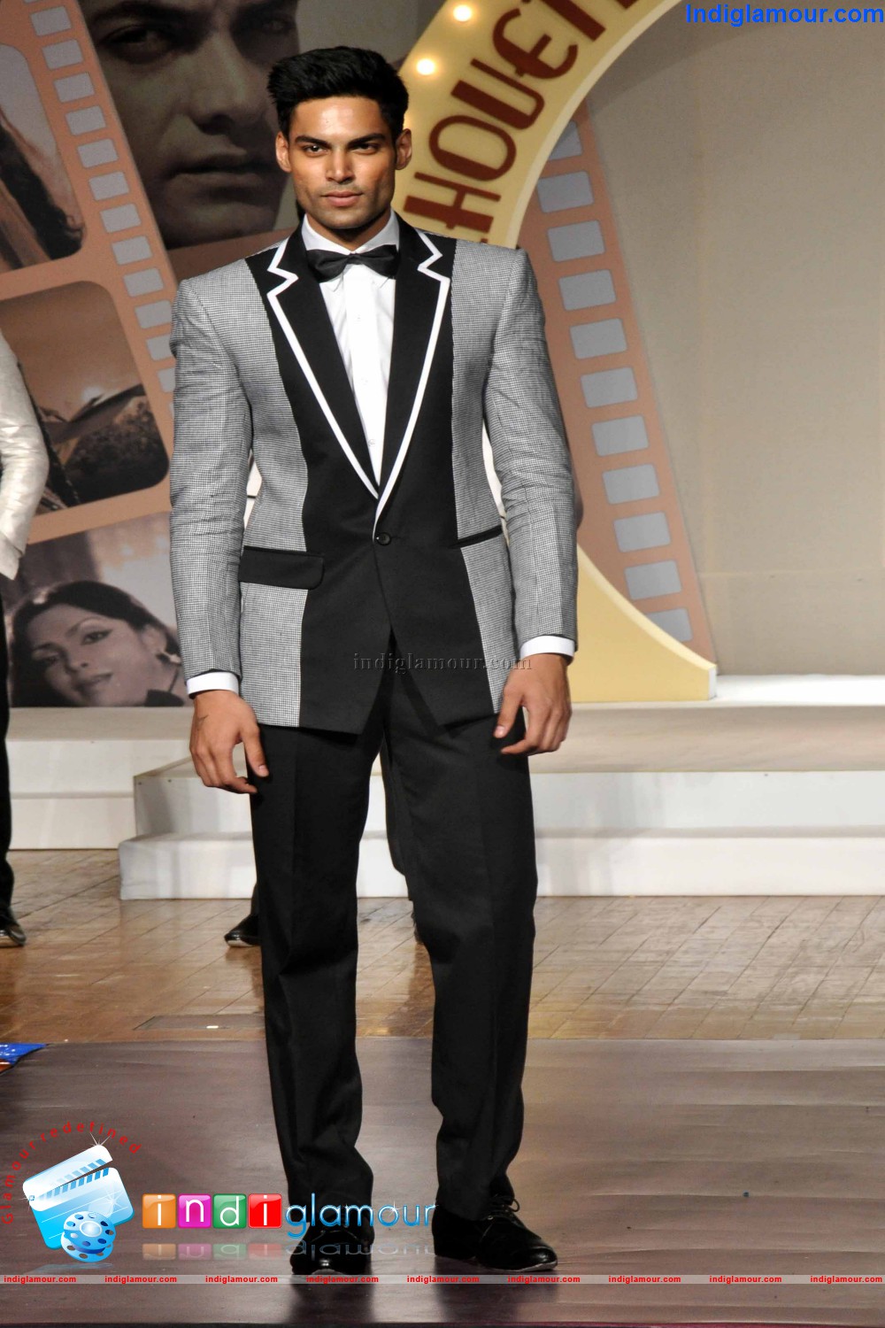 Shillouettes 2013 Bollywood Bytes Event hd photo