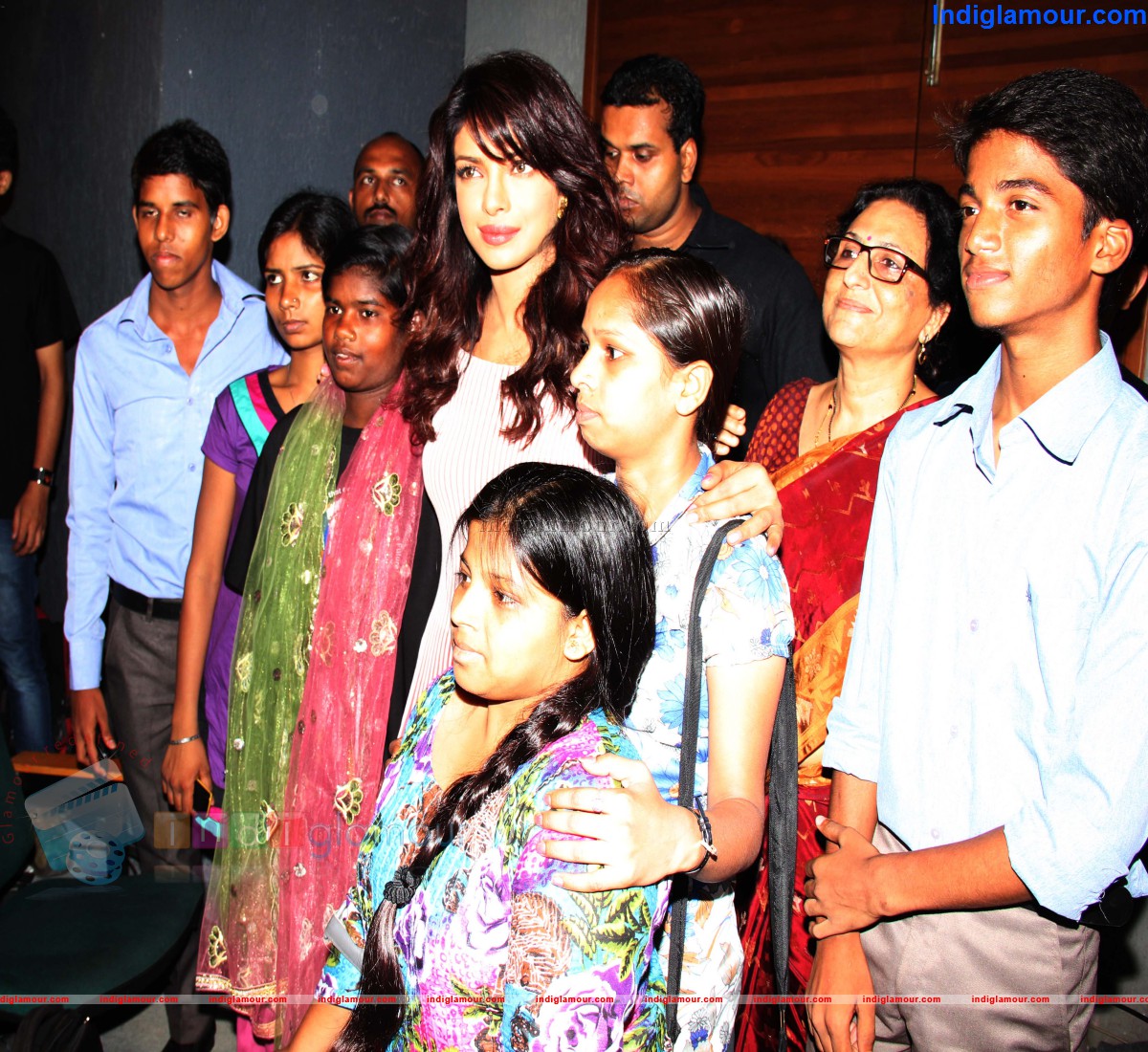 Priyanka Chopra Launches Unicefs Mobile Application Event hd photo