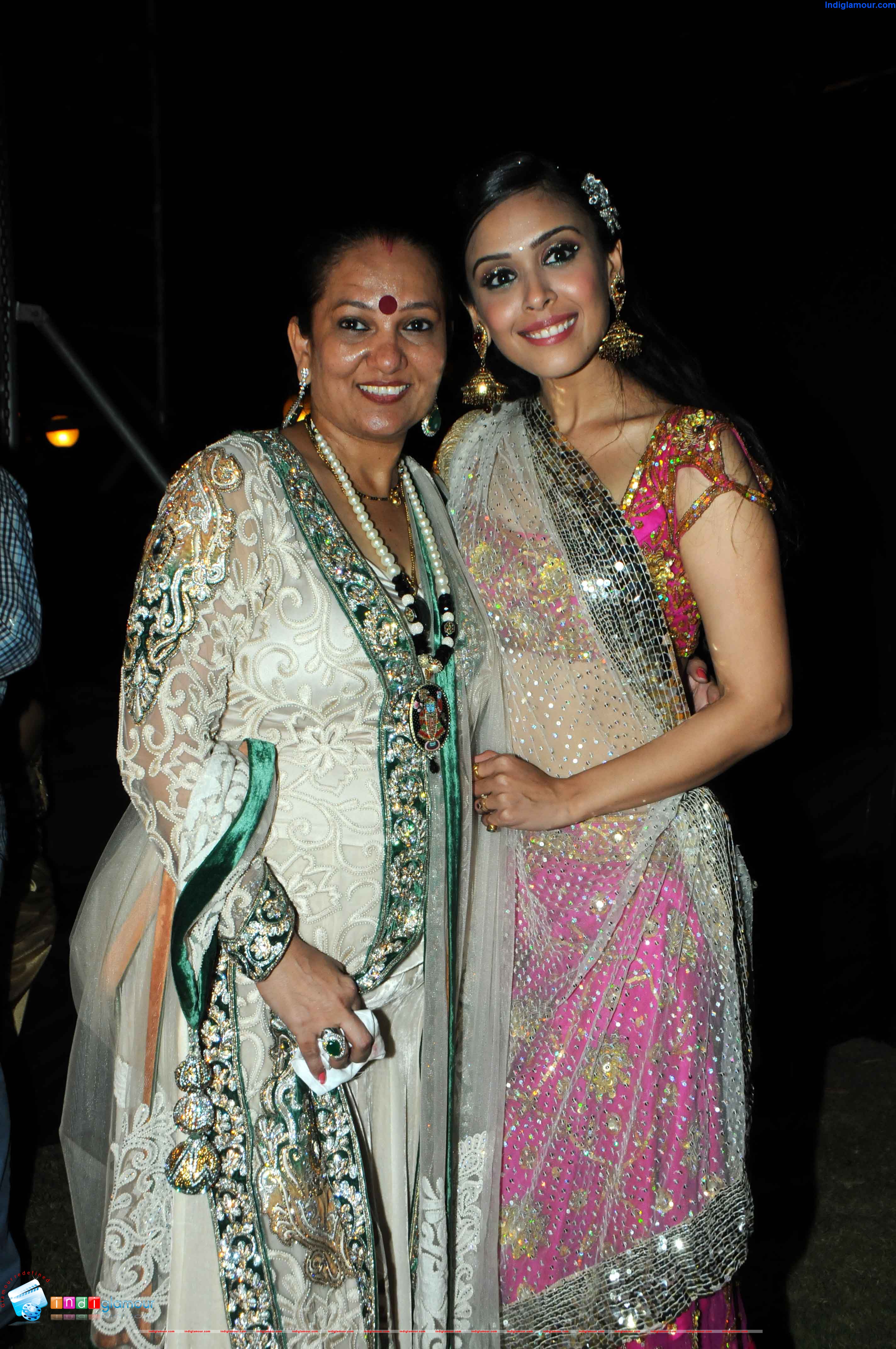 Bharat and Dorris Make up Awards Event hd photo