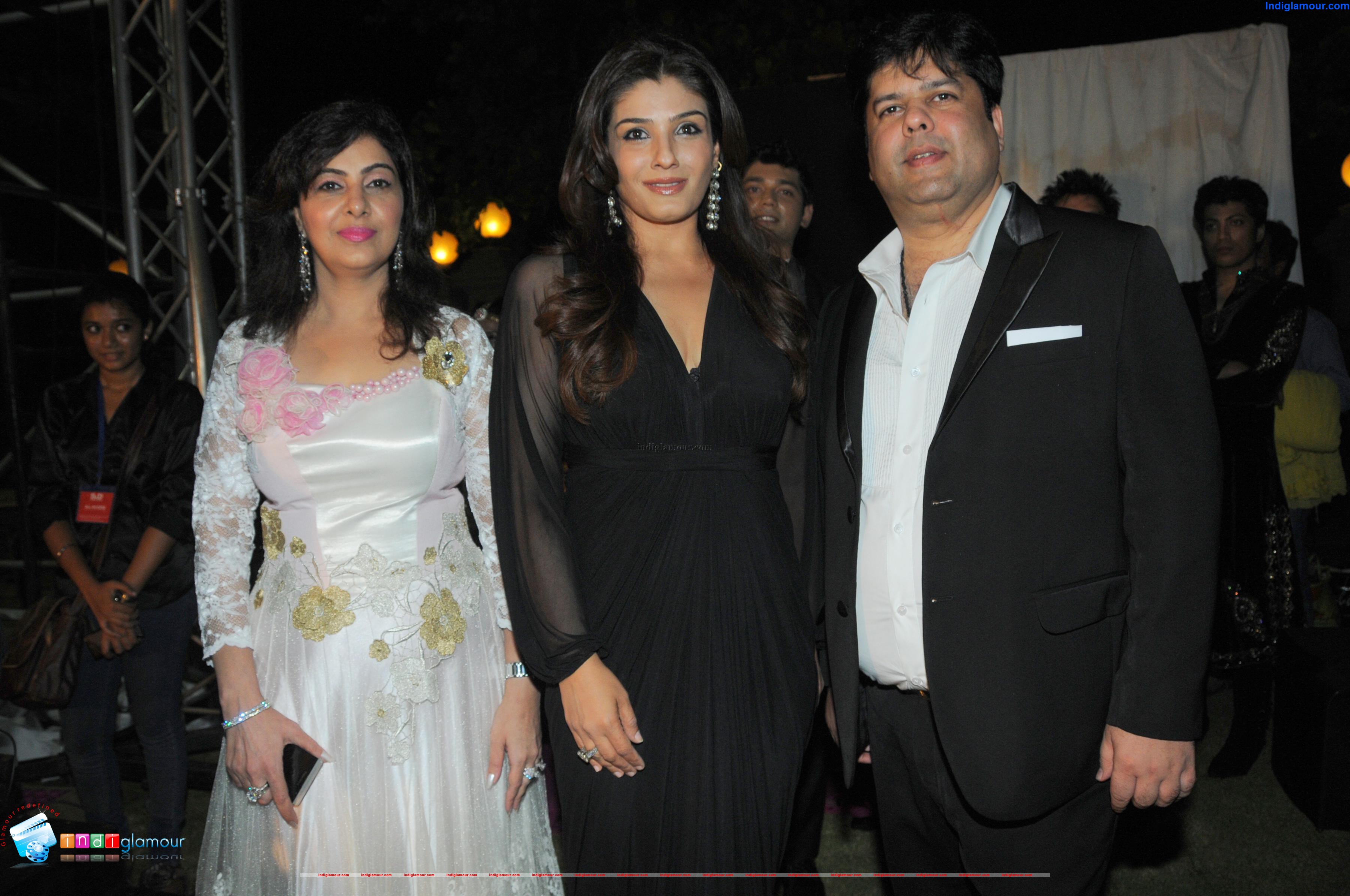 Bharat and Dorris Make up Awards Event hd photo