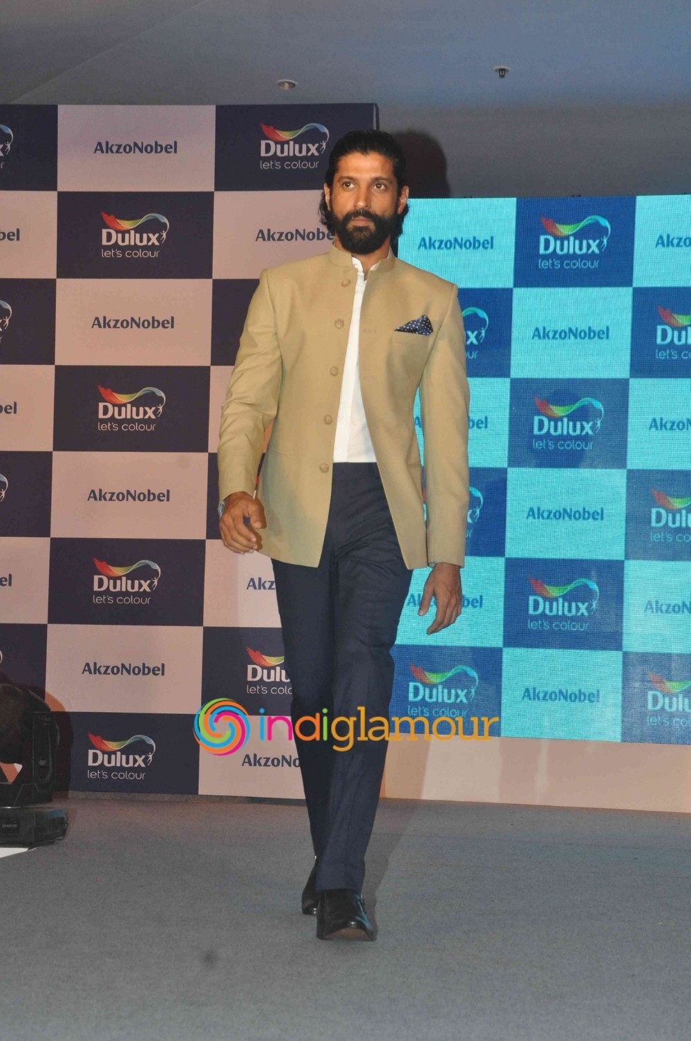 Farhan Akhtar And Shraddha Kapoor At The Launch Of Dulux's Colour Of The Year 2016 Event hd photo