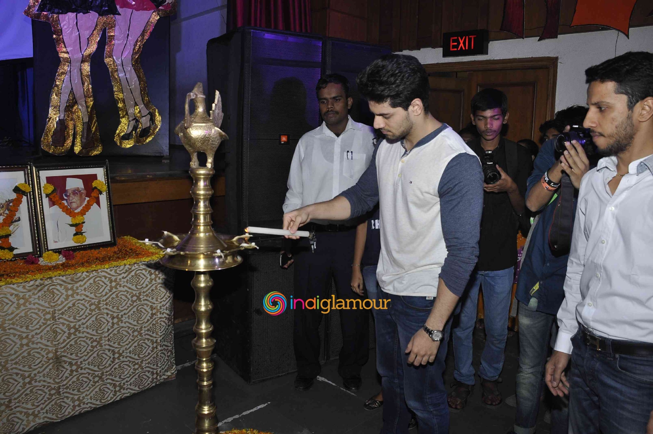 Sooraj Pancholi Attend College Festival Event hd photo