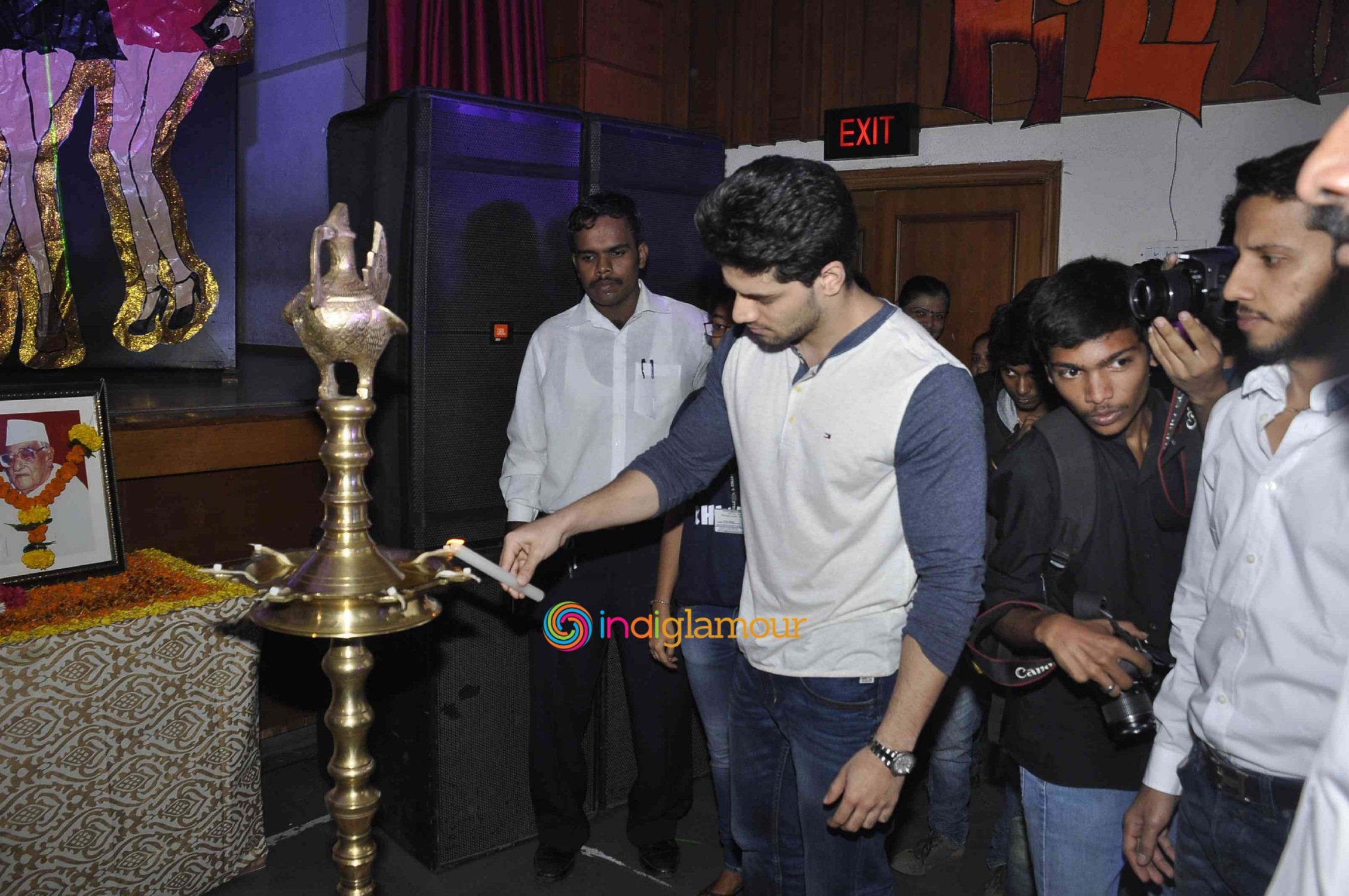 Sooraj Pancholi Attend College Festival Event hd photo