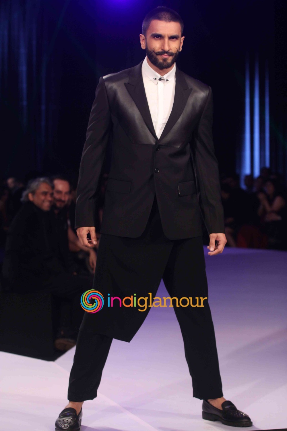 Ranveer Singh Rocks the Ramp at GQ Fashion Nights 2015 Event hd photo