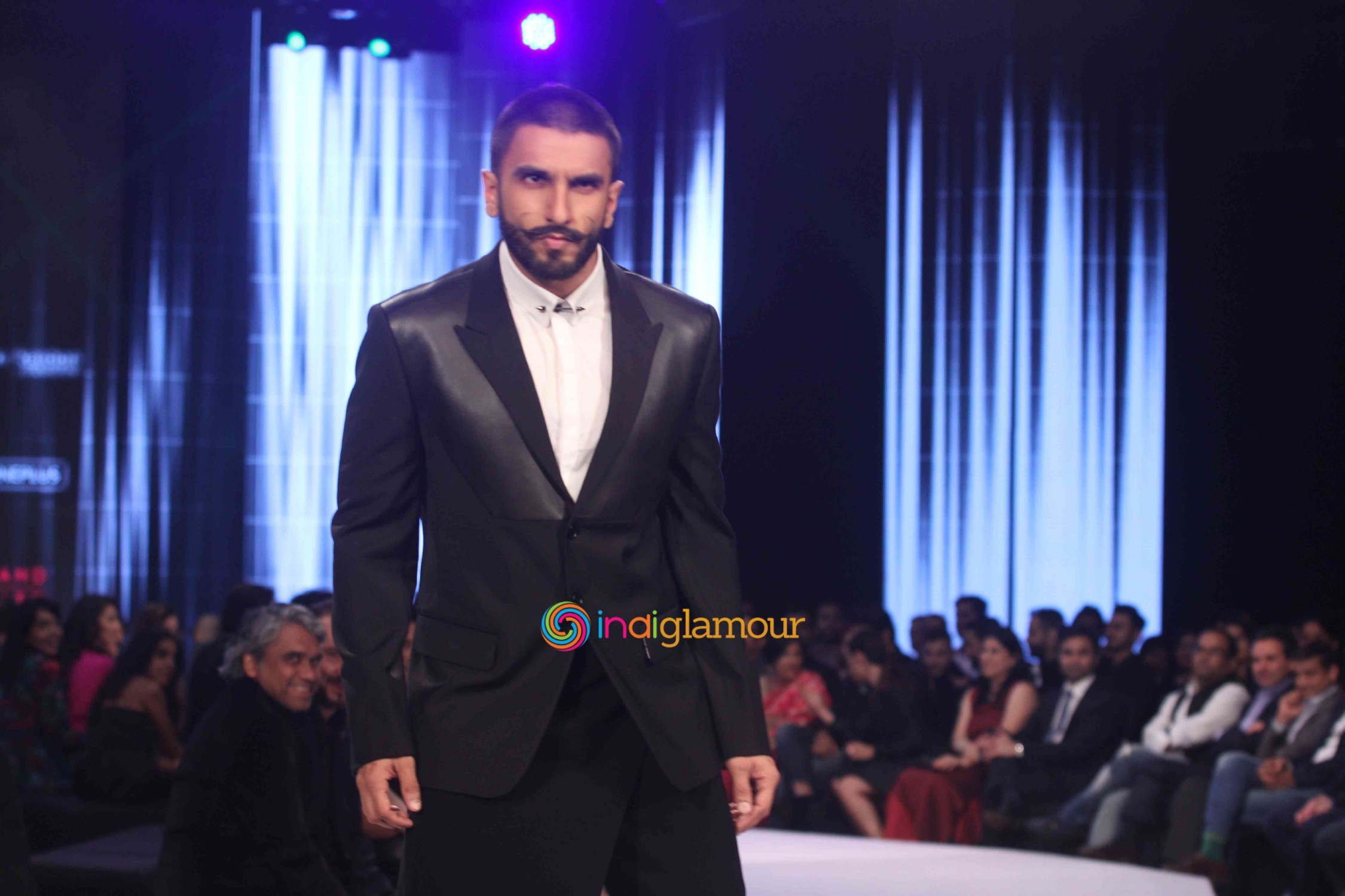 Ranveer Singh Rocks the Ramp at GQ Fashion Nights 2015 Event hd photo