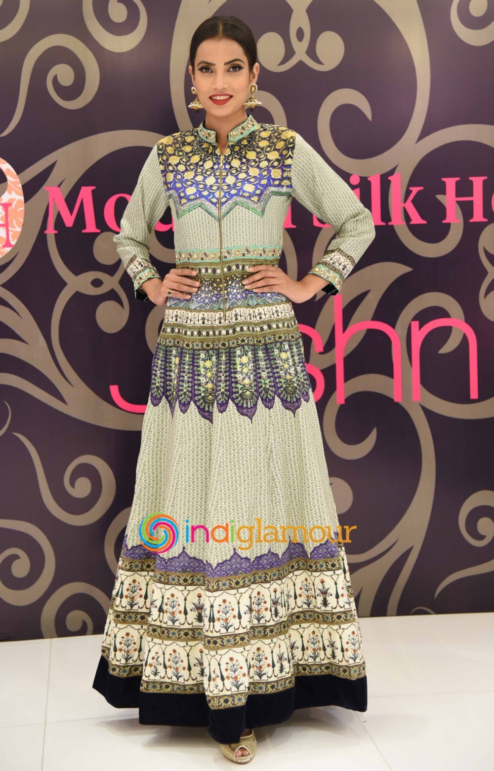Fashion Show of Jashn New Collections And Store Launch Event hd photo