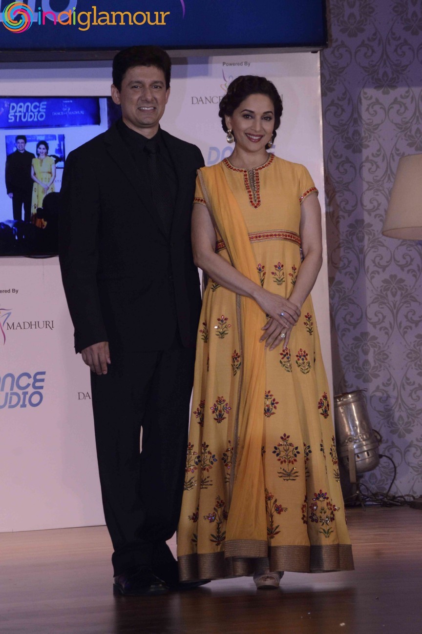 Madhuri Dixit at Tata Sky launches Dance Studio Event Stills Event hd photo