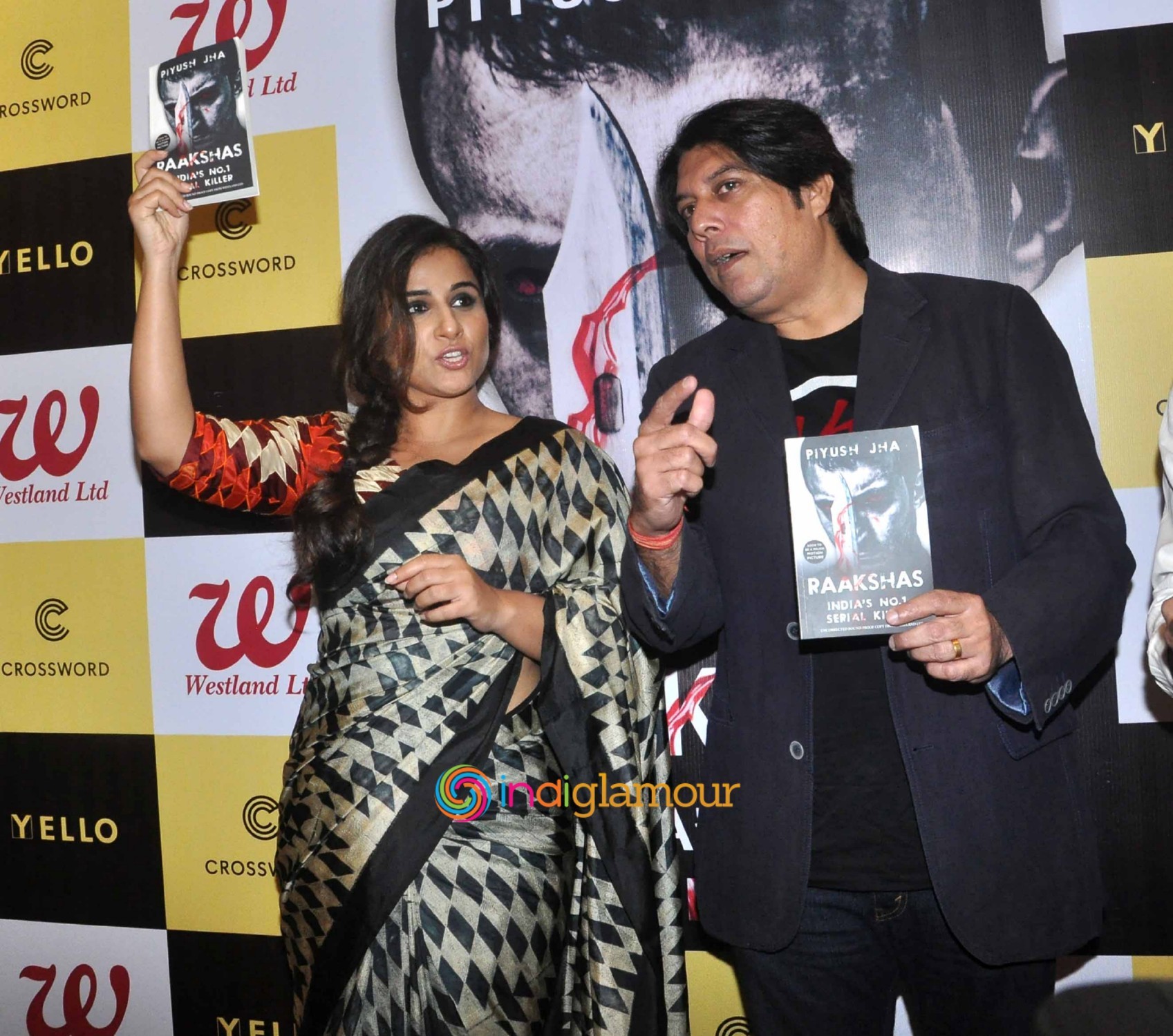 Vidya Balan Launches Piyush Jhas Book Raakshas Event hd photo