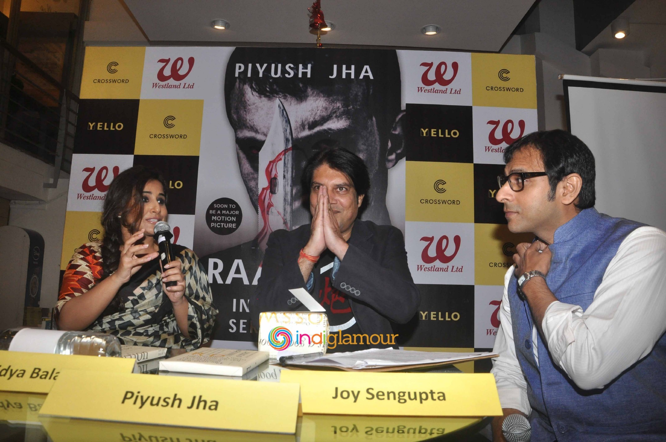 Vidya Balan Launches Piyush Jhas Book Raakshas Event hd photo